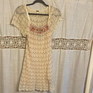Free People Cream Crochet Mini Dress with Floral Accents and Lace Slip, Sz Small